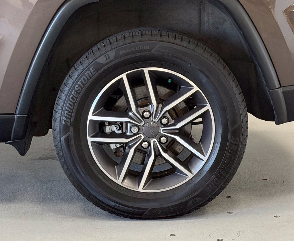 Used 2021 Jeep Grand Cherokee Limited AWD/4WD image 8