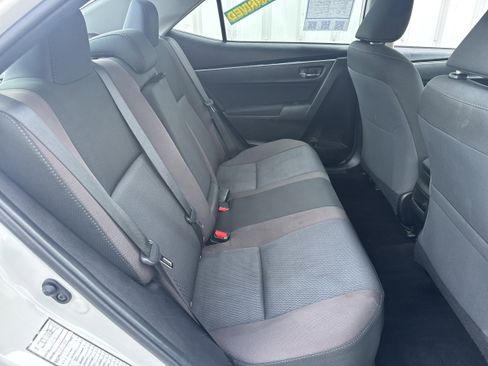 Used 2019 Toyota Corolla LE image 10