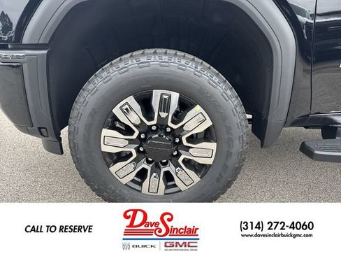 New 2026 GMC Sierra 2500 Denali w/ Denali Reserve Package AWD/4WD image 10