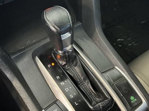 Used 2016 Honda Civic EX-T image 23