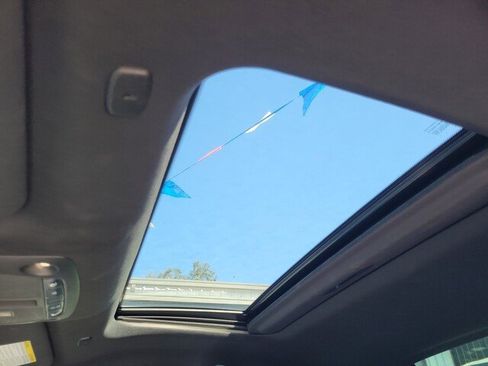 Used 2018 INFINITI Q60 3.0t Sport w/ Sensory Package 3.0T Sport image 5