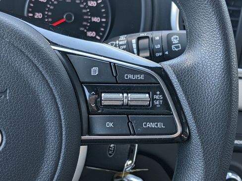 Certified 2022 Kia Sportage LX image 19