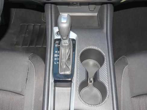 Used 2025 Nissan Altima 2.5 SV FWD image 19
