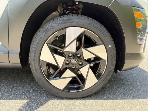 New 2026 Hyundai Kona Limited FWD image 14