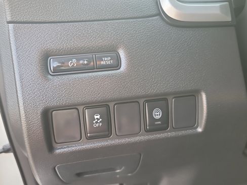 Used 2023 Nissan Murano S image 30