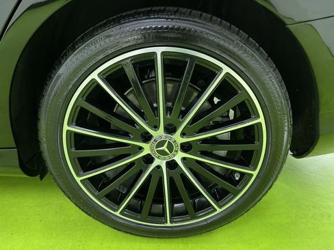 Used 2021 Mercedes-Benz C 300 Sedan image 15