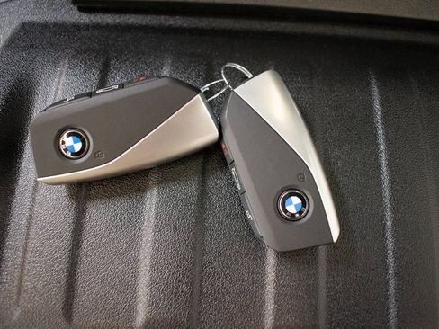 New 2026 BMW X5 xDrive40i w/ M Sport Package image 28