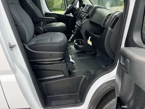 New 2025 RAM ProMaster 3500 FWD image 19