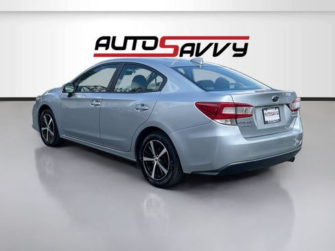 Used 2022 Subaru Impreza 2.0i Premium w/ Popular Package #1 AWD/4WD image 5