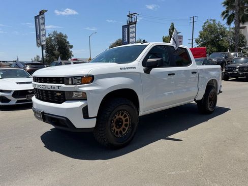 Used 2022 Chevrolet Silverado 1500 Custom w/ Safety Confidence Package RWD image 6