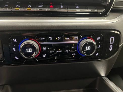 New 2026 Chevrolet Silverado 1500 High Country AWD/4WD image 10