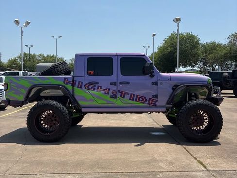 Used 2021 Jeep Gladiator Mojave AWD/4WD image 4