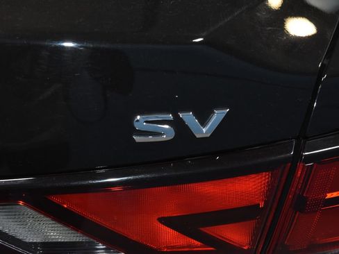 Used 2024 Nissan Sentra SV image 28