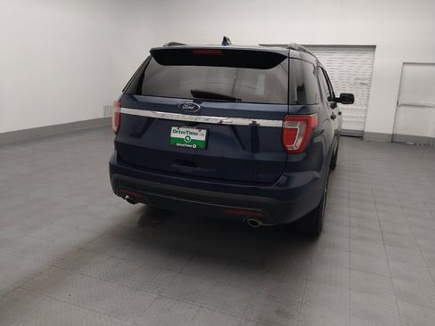 Used 2017 Ford Explorer FWD image 7