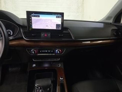 Used 2023 Audi Q5 2.0T Premium Plus AWD/4WD image 3
