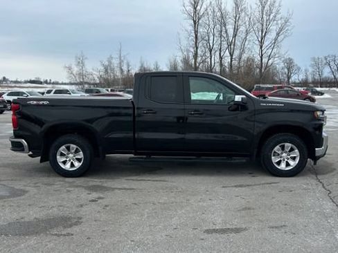 Certified 2019 Chevrolet Silverado 1500 LT w/ All-Star Edition AWD/4WD image 2