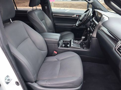 Used 2022 Lexus GX 460 Premium image 6