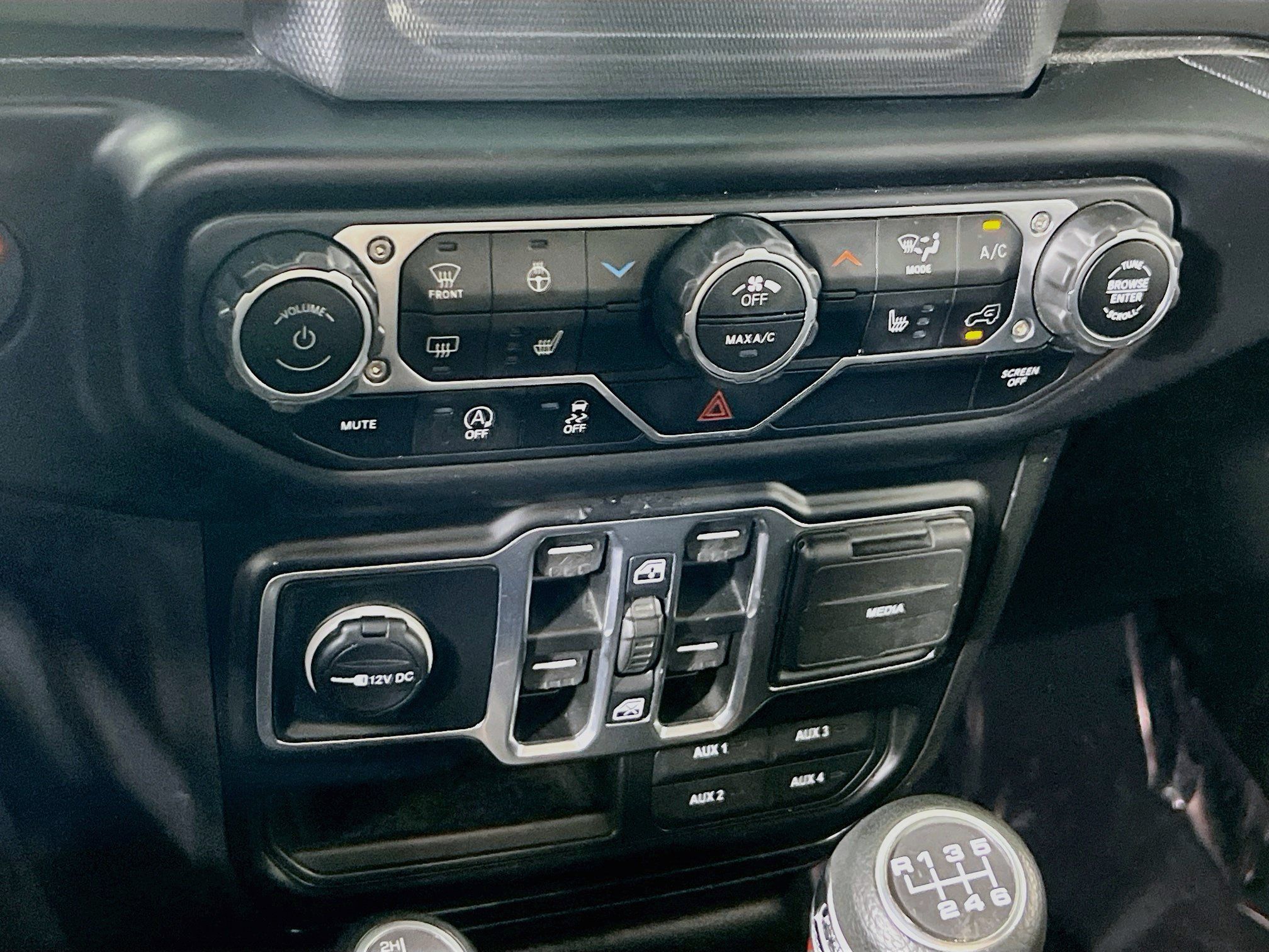 Used 2023 Jeep Wrangler Unlimited Sport AWD/4WD image 15