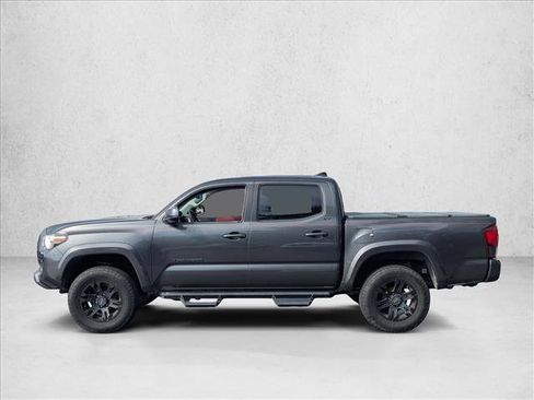 Used 2019 Toyota Tacoma SR5 image 8