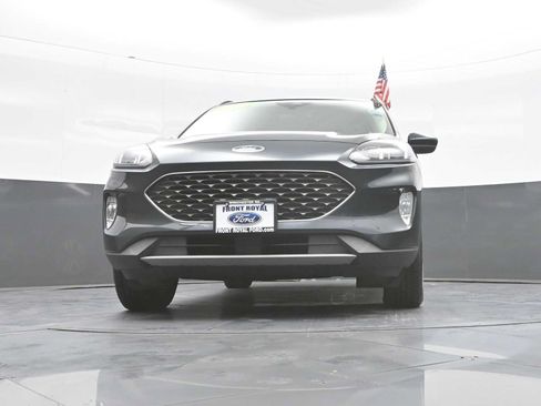 Certified 2022 Ford Escape SEL w/ Technology Package AWD/4WD image 37