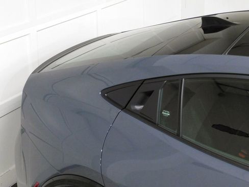 Used 2024 Toyota Prius XLE image 11