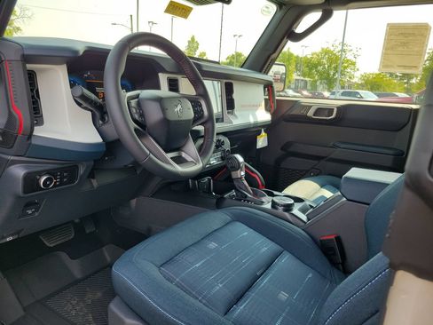 New 2026 Ford Bronco Heritage Edition AWD/4WD image 21