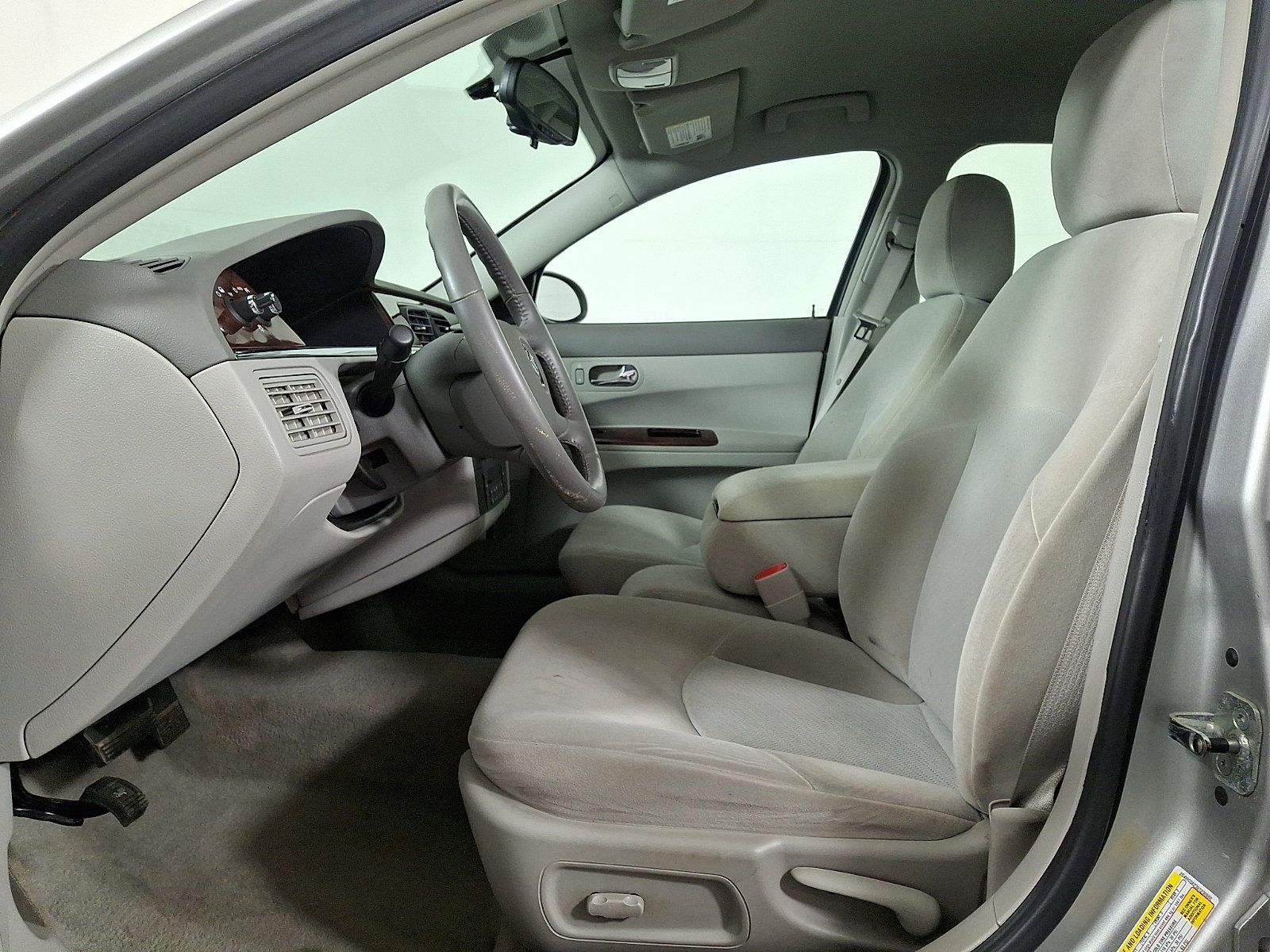 Used 2008 Buick LaCrosse CX FWD image 14
