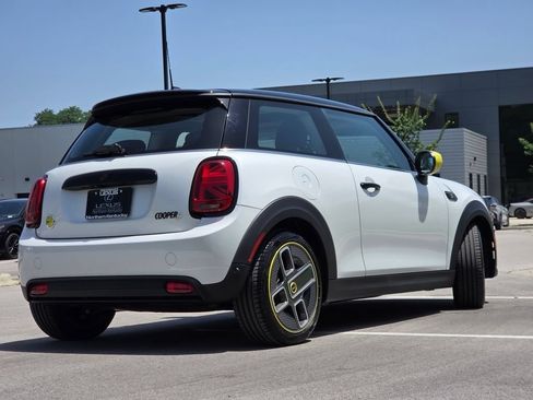 Used 2024 MINI Cooper SE FWD image 31