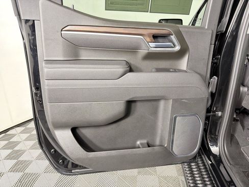 Certified 2026 GMC Sierra 1500 SLT AWD/4WD image 19