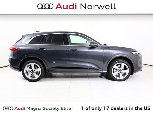 New 2026 Audi Q5 Premium Plus image 18