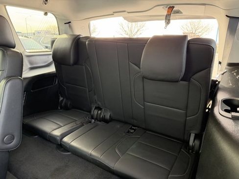 Used 2018 Chevrolet Tahoe Premier image 12