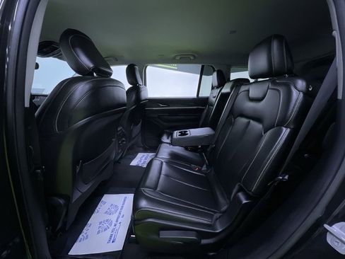 Used 2023 Jeep Grand Cherokee L Limited image 28