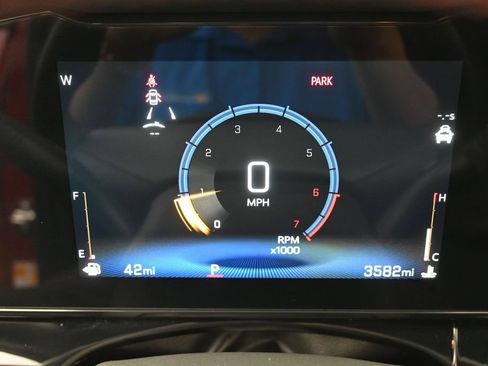 Used 2026 Chevrolet Trax RS w/ Sunroof Package FWD image 17