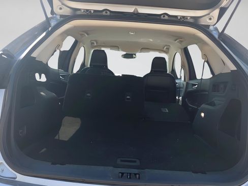 Used 2024 Ford Edge SEL AWD/4WD image 25