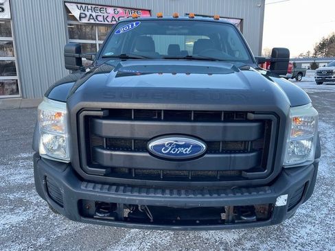 Used 2011 Ford F450 XL image 2