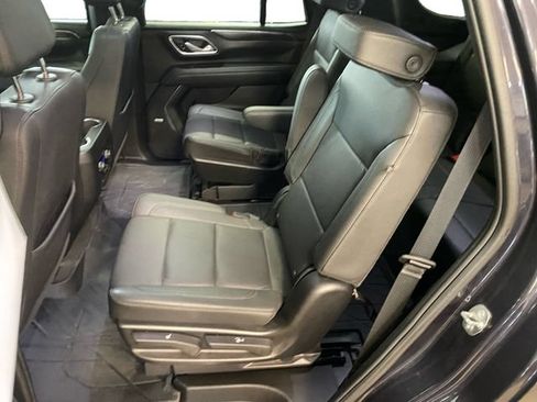 Used 2024 Chevrolet Tahoe LT w/ LT Signature Package AWD/4WD image 16