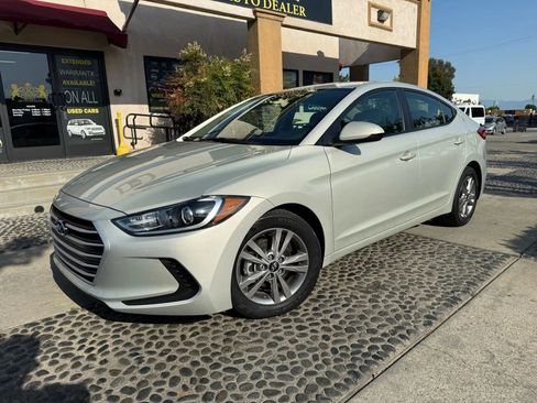 Used 2018 Hyundai Elantra SEL FWD image 1