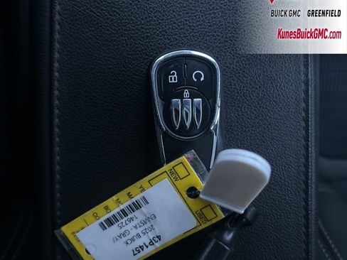 Used 2025 Buick Envista Preferred image 39