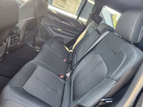 New 2025 Jeep Grand Cherokee Laredo w/ Luxury Tech Group I AWD/4WD image 7