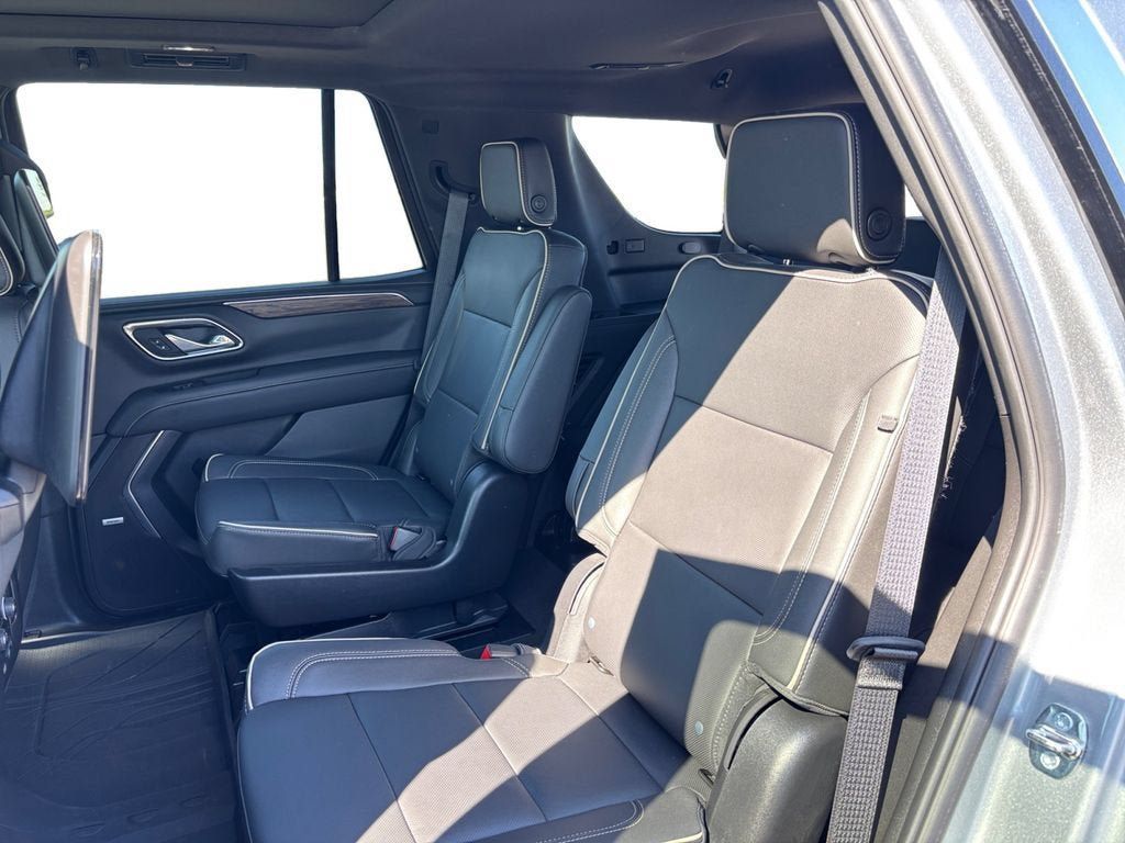 Certified 2024 Chevrolet Tahoe Premier w/ Advanced Technology Package AWD/4WD image 16