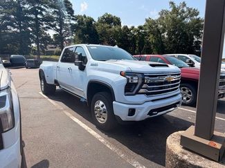 New 2026 Chevrolet Silverado 3500 High Country w/ High Country Premium Package AWD/4WD video 1