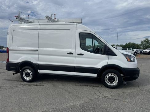 Used 2023 Ford Transit 250 Medium Roof RWD image 4