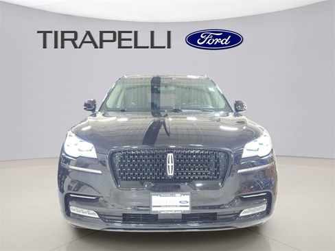 Used 2023 Lincoln Aviator Reserve w/ Equipment Group 201A image 4