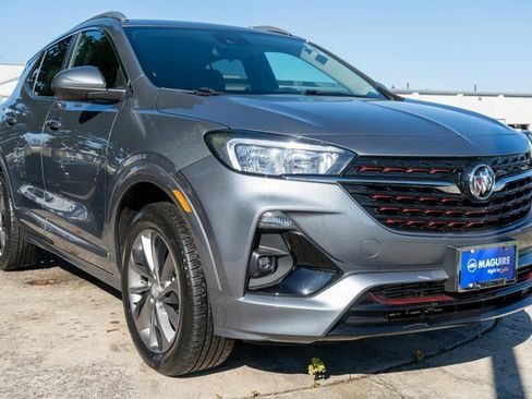 Used 2022 Buick Encore GX Select w/ Sport Touring Package image 4