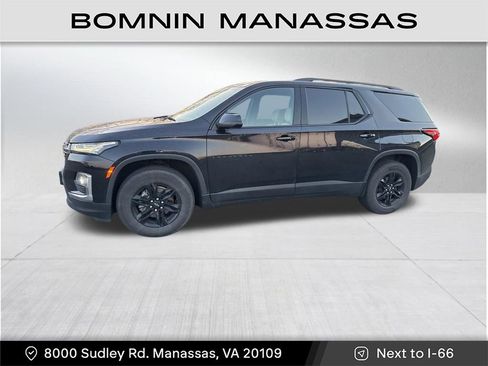 Used 2022 Chevrolet Traverse LS w/ Midnight/Sport Edition FWD image 1