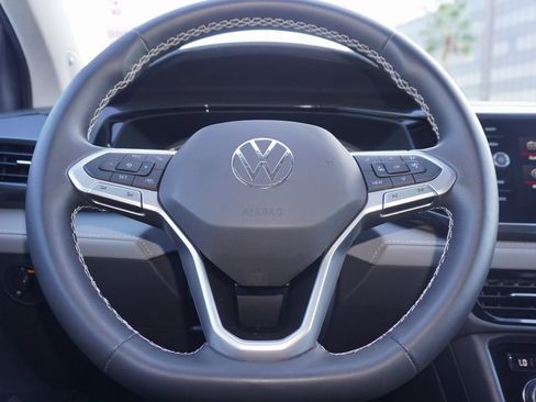 Used 2023 Volkswagen Taos SEL image 21