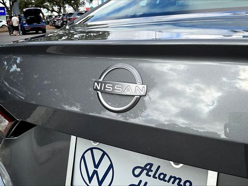 Used 2024 Nissan Altima 2.5 SR image 32