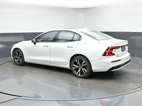 Used 2023 Volvo S60 B5 Core w/ Climate Package FWD image 7