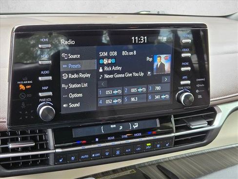 Certified 2024 Toyota Sienna Platinum AWD/4WD image 15