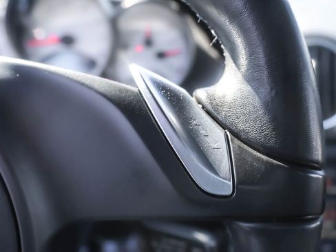 Used 2011 Porsche Cayman S image 17